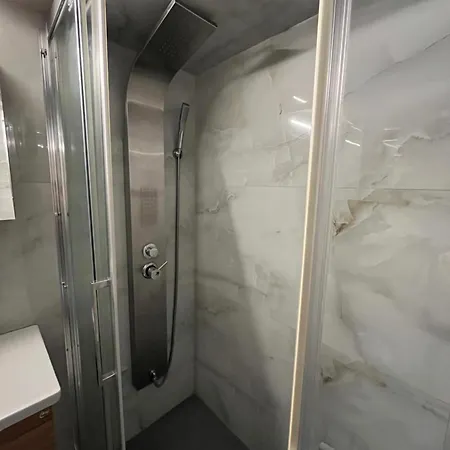 Diamond Апартаменты *