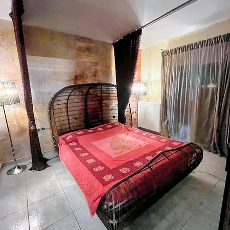 Diamond Apartment